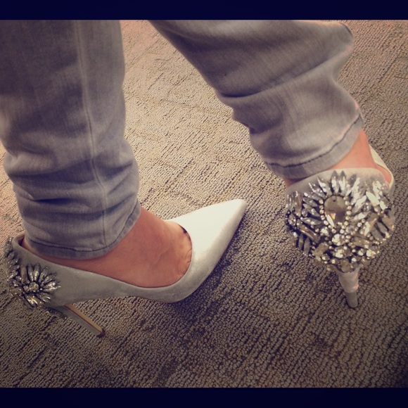 Badgley Mischka heels. Worn once. Very sexy!! - Picture 1 of 4