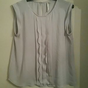 Light Grey Short Sleeve Ruffle Top