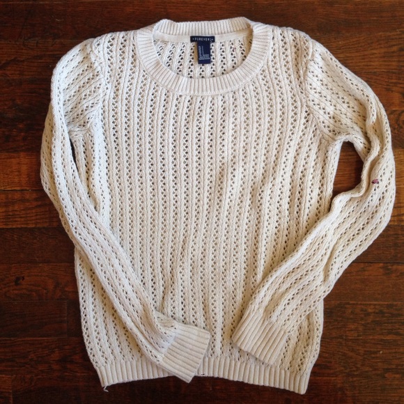 Perfect cream sweater from Forever 21 - Picture 1 of 2