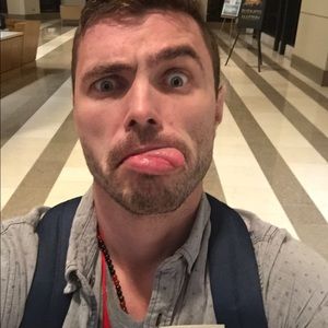 Meet your Posher, Alex