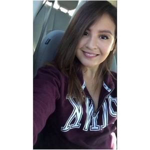 Meet your Posher, Alexandra