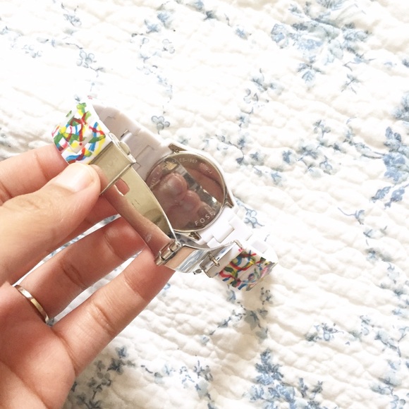 Fossil Painted Watch - Picture 2 of 4