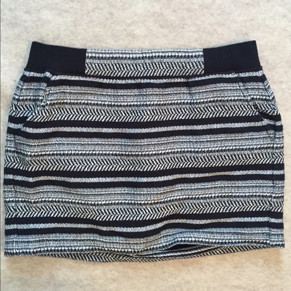 Lou & Grey skirt