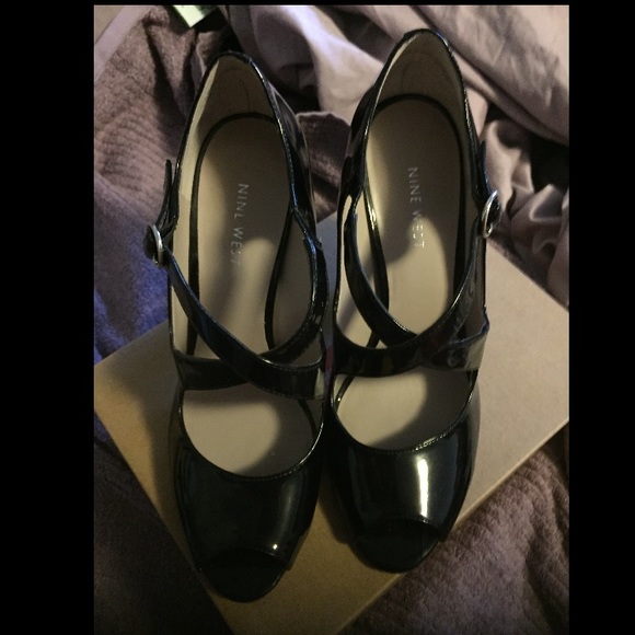 Nine West Patent Leather Heels - Picture 3 of 4