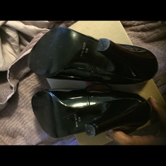 Nine West Patent Leather Heels - Picture 4 of 4