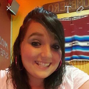 Meet your Posher, Shantella