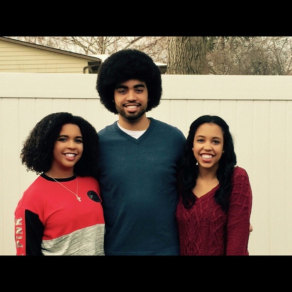 Meet your Posher, Aaliyah - Picture 1 of 1