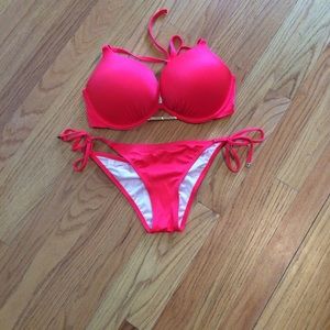 NWOT Victoria Secret Bikini