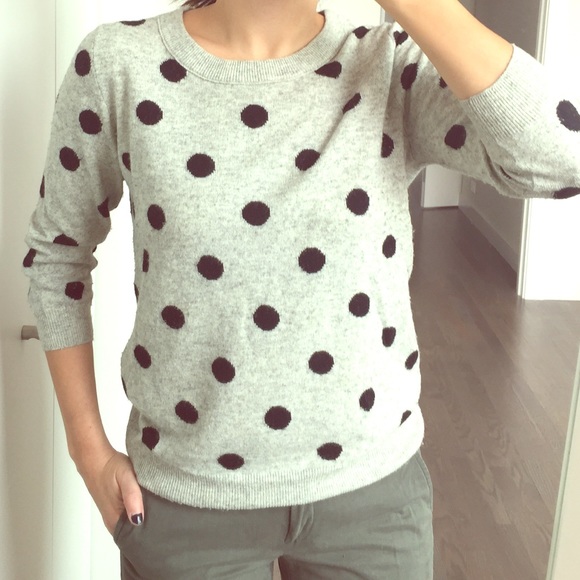 ❌SOLD❌ J crew polka dot sweater - size S