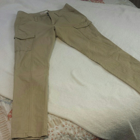 Skinny khakis - Never worn
