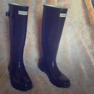Chocololate Tall Hunter Boots w free socks
