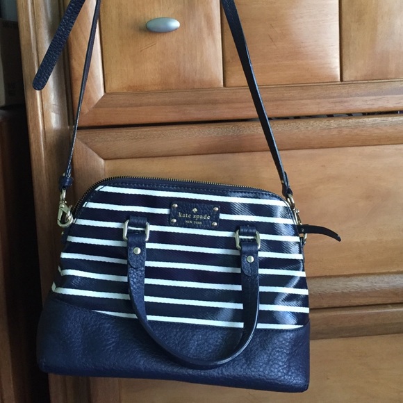 🚨SOLD🚨Kate Spade GROVE COURT STRIPE MAISE
