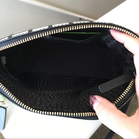🚫🚫SOLD🚫🚫 Kate spade Hanna plaid cross body bag - Picture 3 of 4
