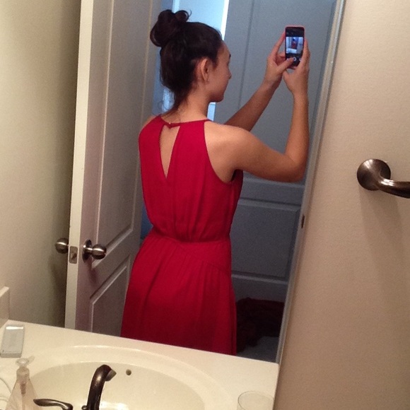 ✨Banana Republic Red Flowy Dress - Picture 3 of 4