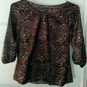 Flowing 3/4 sleeve blouse