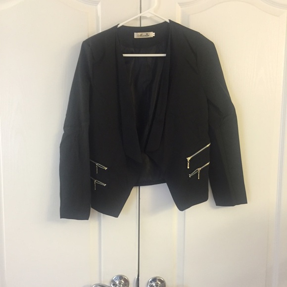 Black Blazer w/ Zipper Details