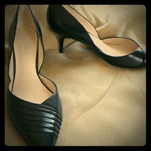 Nine west black heels, worn once, too narrow