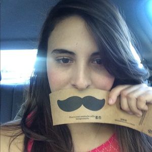 Meet your Posher, Renee