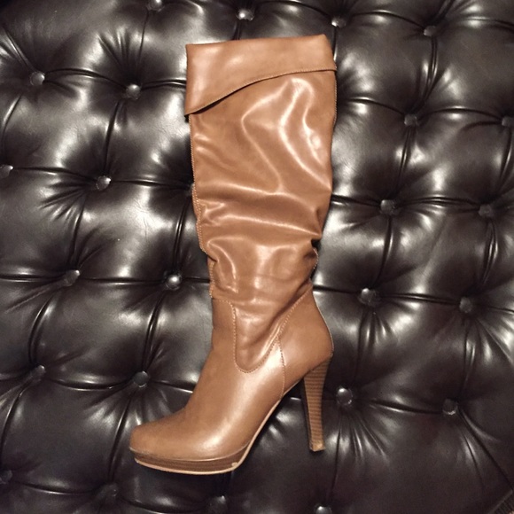 Rampage Bronx Camel Boots