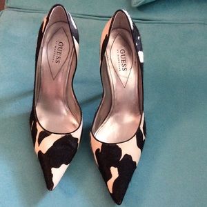 Animal print Guess brand high heels