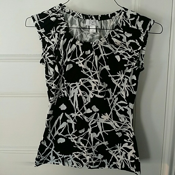 Black and white tank top