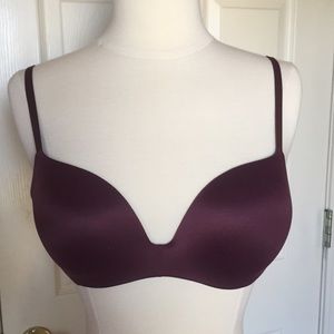 Pink: Victoria's Secret bra