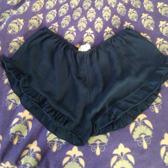 Brandy Melville shorts