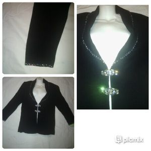 St John's DBlue size 14 $399.00