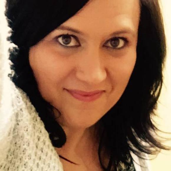 Meet your Posher, Carrie