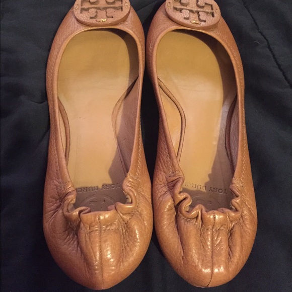 Sold‼️ Tory Burch Tan Reva Ballet Flat - Picture 2 of 4
