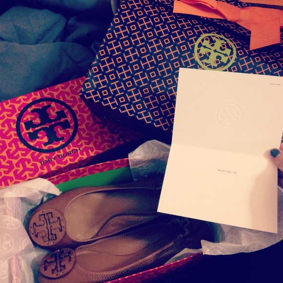 Sold‼️ Tory Burch Tan Reva Ballet Flat - Picture 4 of 4