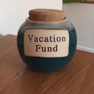 Ceramic coin/cash holder with cork top