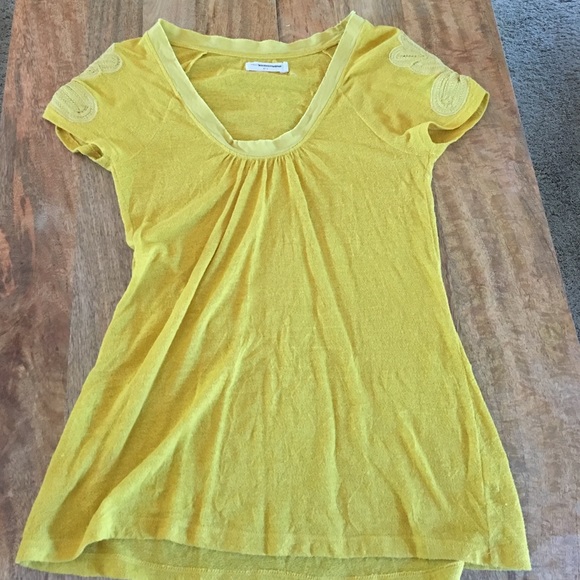 Anthro pilcro yellow tshirt