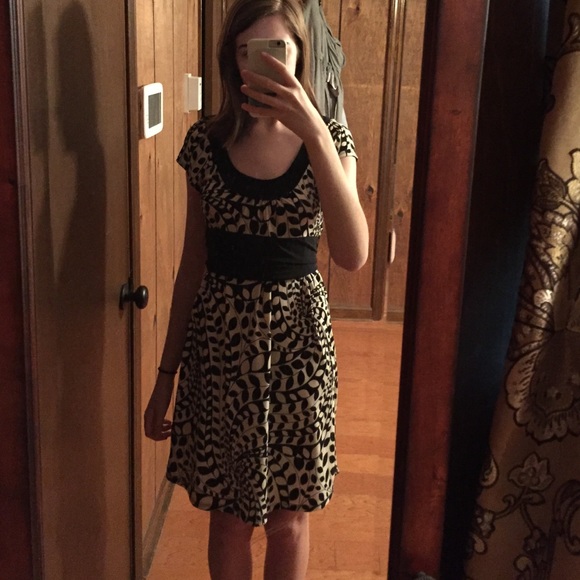 *5 for $20* Black and white dress - Picture 4 of 4