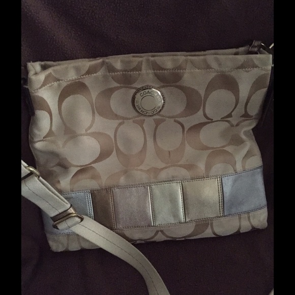 Coach Signature File Bag - Picture 2 of 4