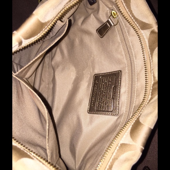 Coach Signature File Bag - Picture 3 of 4