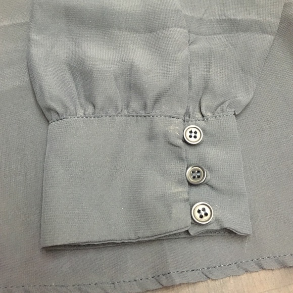 💙 NWOT Beautiful Blue, Sheer Blouse 💙 - Picture 2 of 3