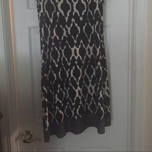 Cute black and white dress - Picture 2 of 3