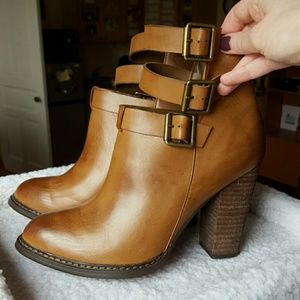 Chinese Laundry brown leather booties