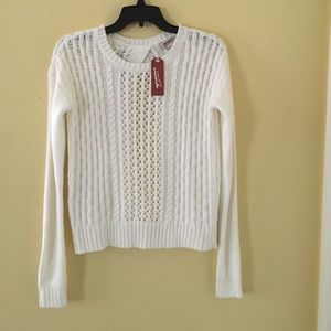 never worn cute white long sleeve shirt