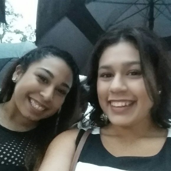 Meet your Posher, Monica