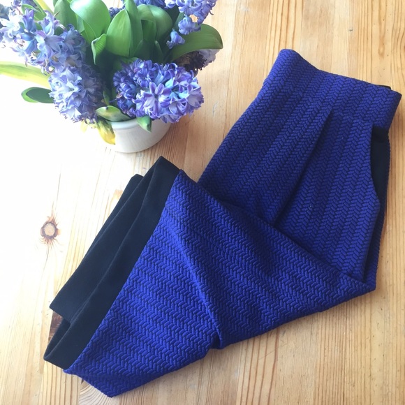 🌻 SALE 🌻 Blue A-line Skirt With Pockets