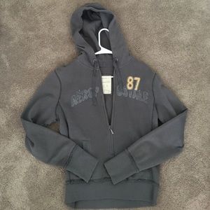 Aeropostale Gray Half Zip Pull Over