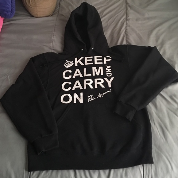 Black hoodie (read description)