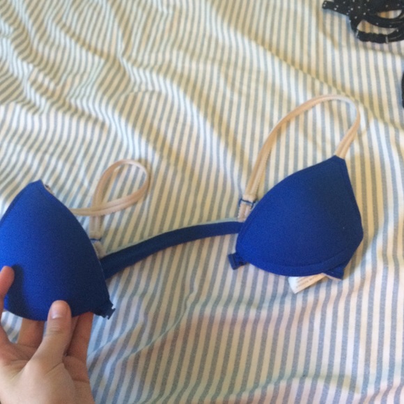 Bra - Picture 2 of 4