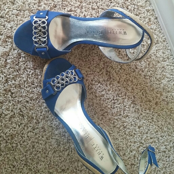 White House black market espadrille shoe sz 7