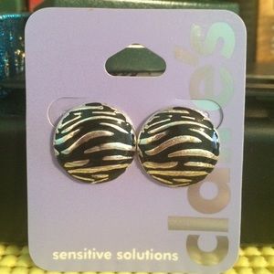black and silver stud earrings