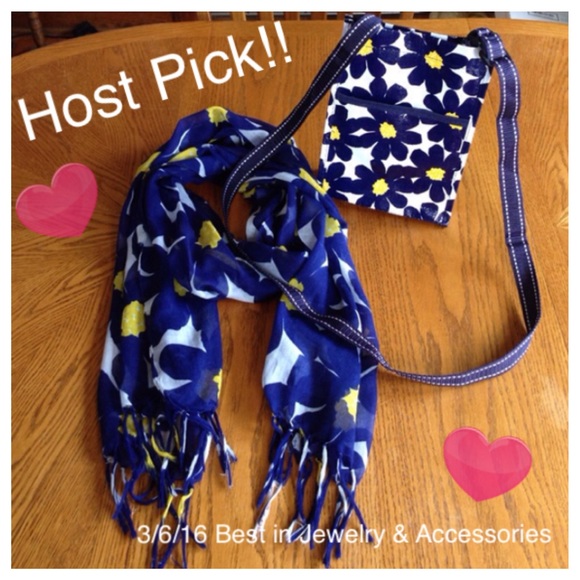 🎉HOST PICK🎉 Scarf and bag set!! 💛💙