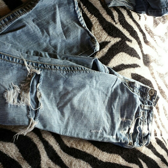 Light was aeropostale