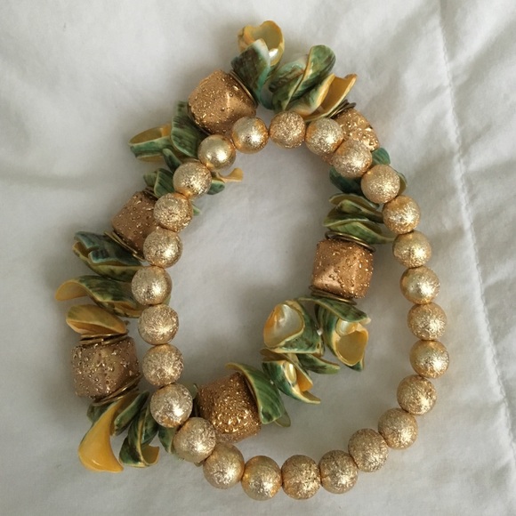 Bracelets - Picture 2 of 4